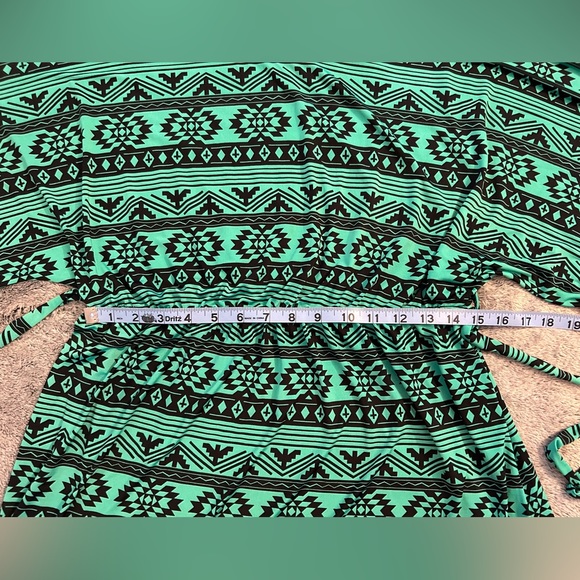 Flirty Tribal Patterned Dress size L - Picture 3 of 6